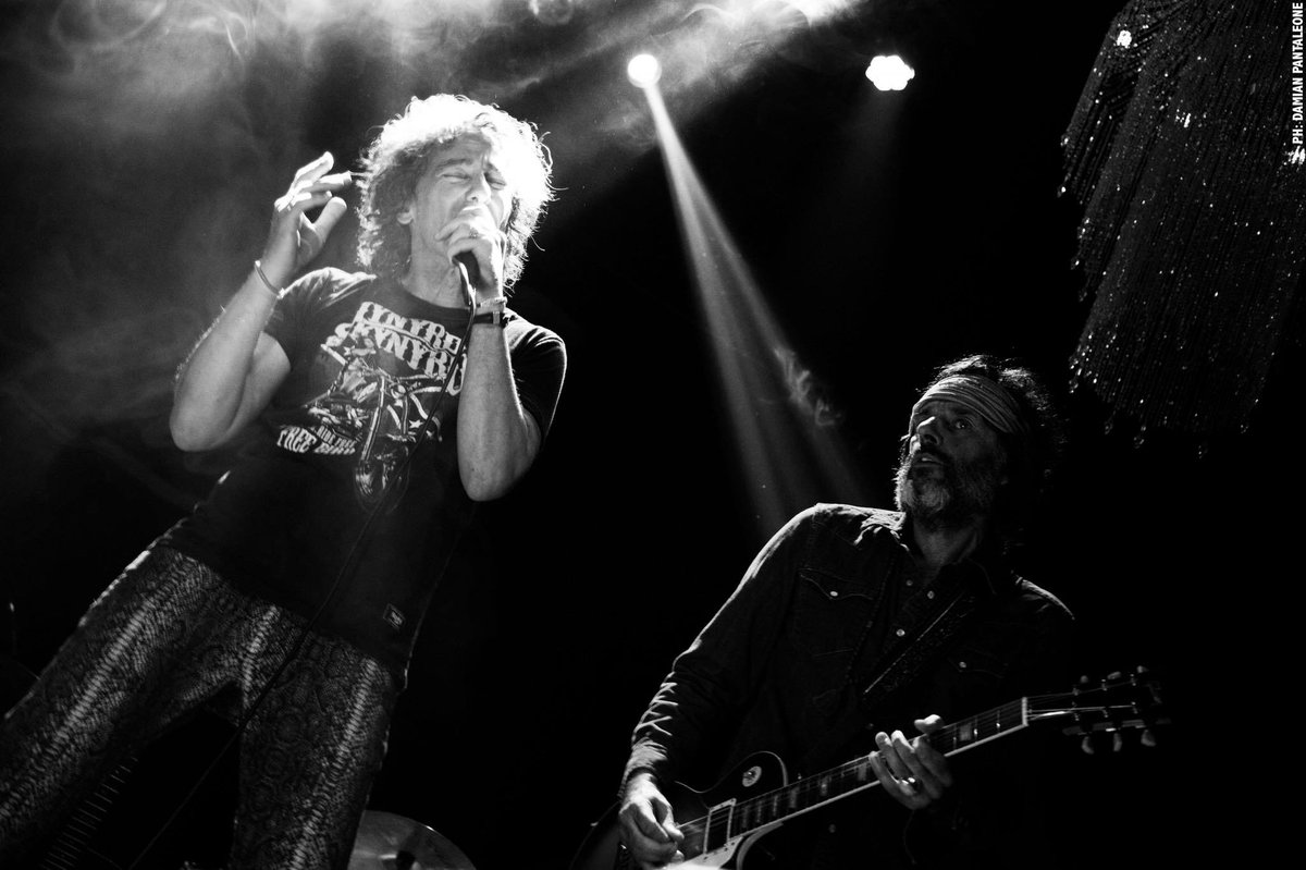 guarrosoficial's tweet photo. Todavía no caemos de la tremenda noche que vivimos en Lucille.
Fotos: Damián Pantaleone | La Taberna Prod. https://t.co/QBU3cSU0MB