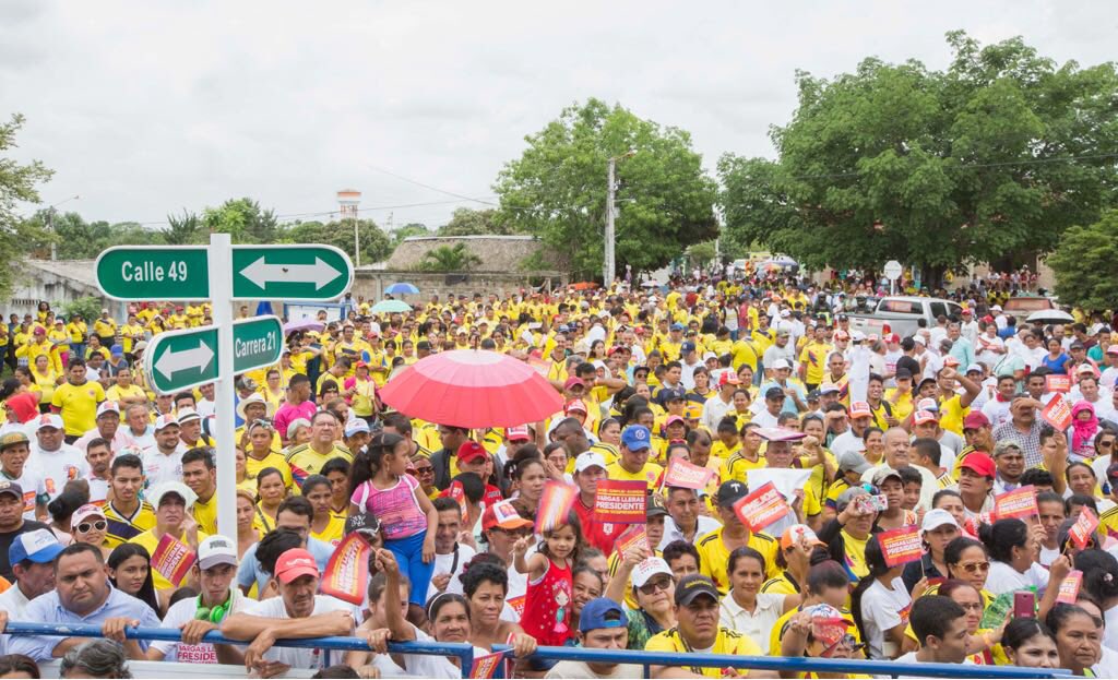 German_Vargas's tweet photo. Gracias a Corozal por esta gran manifestación popular y su decidido respaldo a #MejorVargasLleras. Ahora vamos hacia San Marcos #Sucre https://t.co/hItcYY3rOK