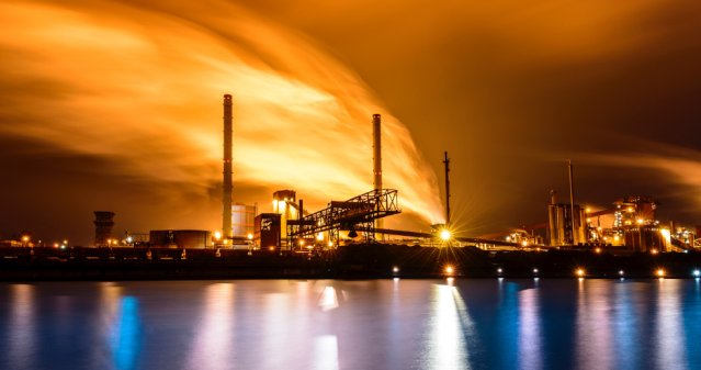 MikeBates35's tweet photo. Discover how factories can increase efficiency by implementing predictive maintenance to limit machine downtime. @fourdotone #IamIntel https://t.co/yKMrGEj7Kh https://t.co/jBbdDXmbcR