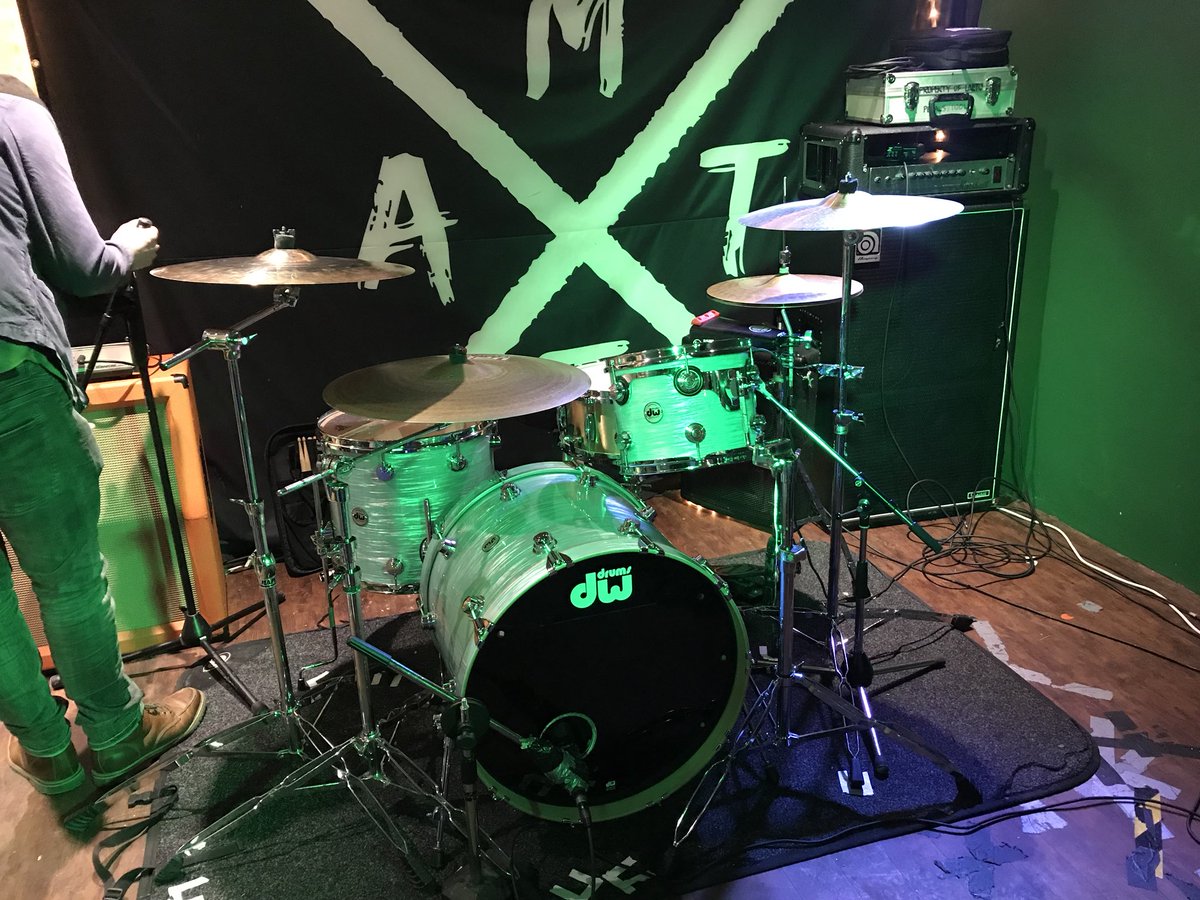 The last time you’ll be getting beaten for a good while Mr Dw ❤️🥁 <a href="/fatgoth/">Fat Goth</a> 100th and final show, TONIGHT at Conroy’s Basement in Dundee 😭