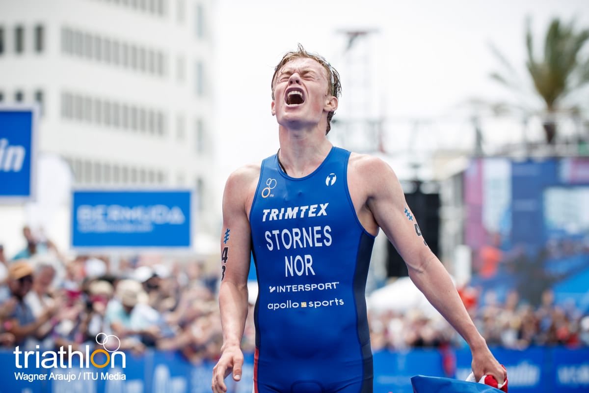 worldtriathlon's tweet photo. This will be a race that won’t be forgotten anytime soon! In only his 3rd WTS elite race of his career Norway’s Casper Stornes claims gold at #WTSBermuda! 🇳🇴 🥇 https://t.co/No5PlGJdBK