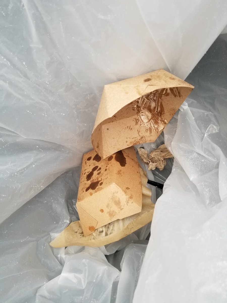 RITFoodWaste's tweet photo. Not much #wasty at the food trucks at #ImagineRIT https://t.co/W5tMBL9xnF