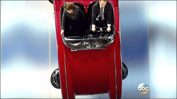 Lola🚗 tweet media