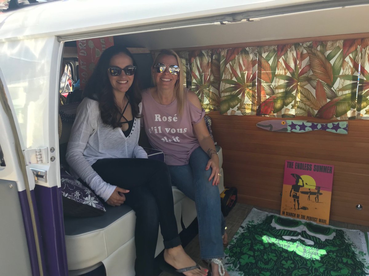 PurpleBus1's tweet photo. SB car show https://t.co/PrBL7W9OSb