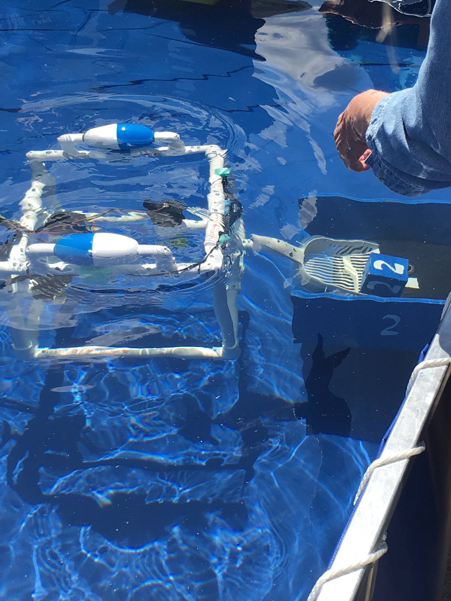 DeGroffSciTeach's tweet photo. #sealva2018 #spsk12proud John Yates MS dropping off a block in the Sea Challenge. https://t.co/QWGTfNHCe0