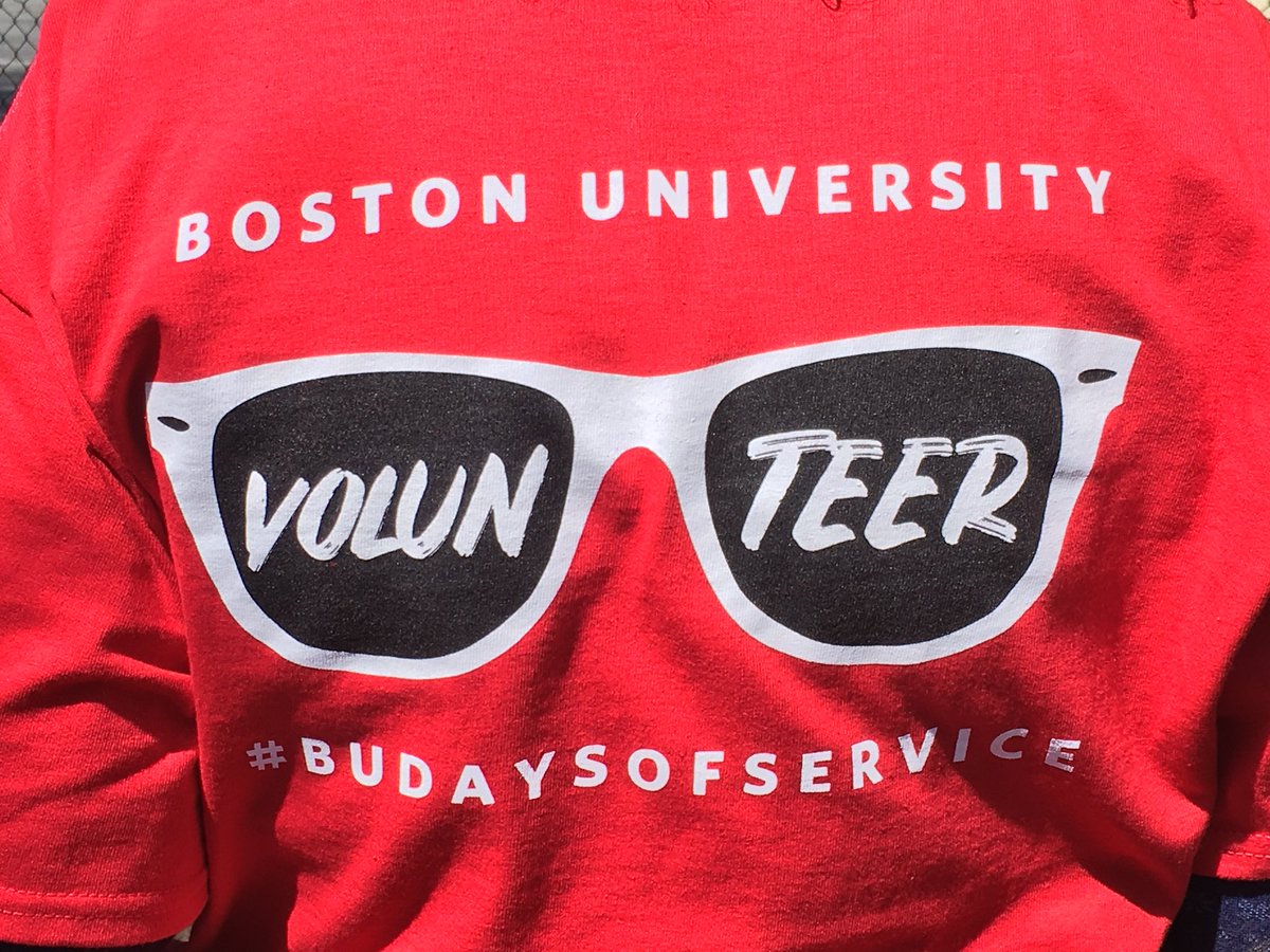 _MamaPat's tweet photo. Did our day of service at the #therealprogram in Lynn. What a wonderful program for kids! #BUDaysofService https://t.co/avyAOXx2nT
