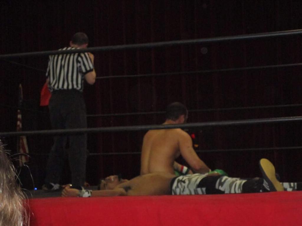 CizzKOLosMatone's tweet photo. Samson TL ✔
And Still EliteProWrestlingAlliance Cruiserweight Champion...'El Maton' CizzKO!
#EstoEsParaMiGente https://t.co/ibSTjb757r