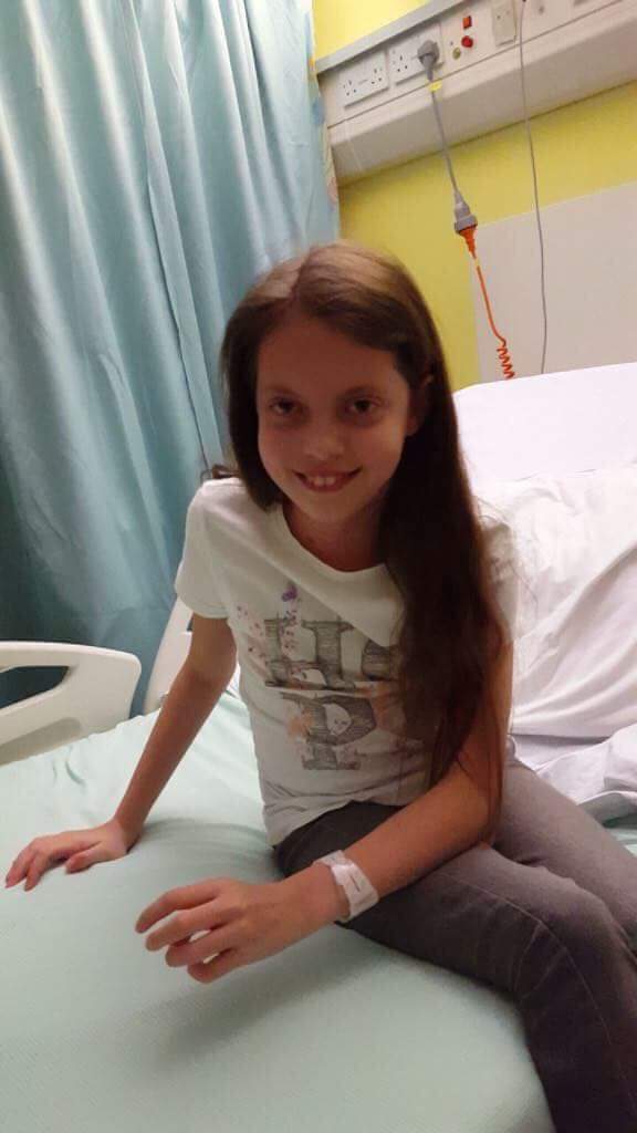 Sandsunspeacial's tweet photo. Sorry to be blunt, unless I am this 11yr old will sadly die.  Please meet demi Who is battling cancer for the 2nd time.  She can be cured but needs the publics  help. Find out how #helpsavedemislife @sandragogglebox @FootballHeroUK @craigfairbrass @utdforcharity @KatiePriceXxXx https://t.co/nLqMaQEhO8