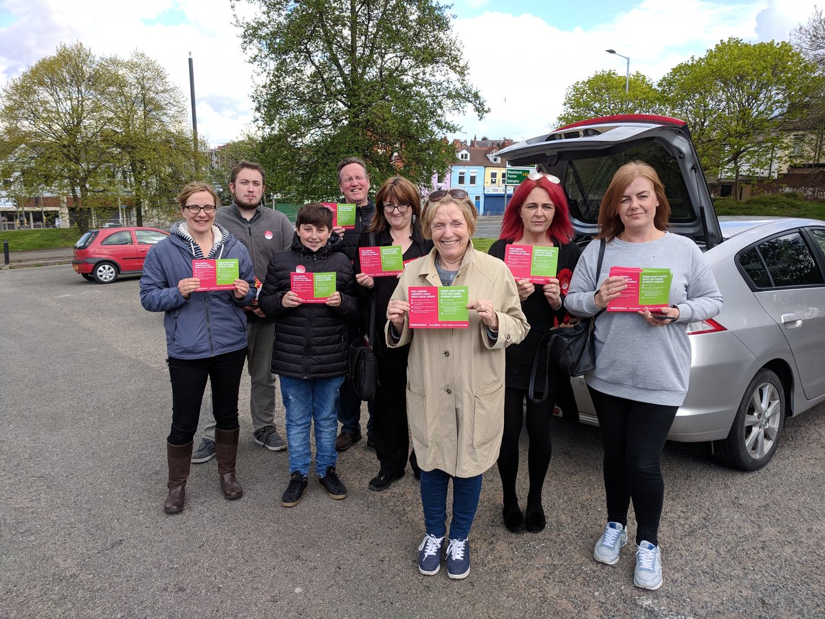 Great response on #birkenhead #LabourDoorstep for @PaulJobson2018. 

Join <a href="/MetroMayorSteve/">Steve Rotheram</a> tomorrow (Sun 29th) at 1pm, Turner St free carpark CH41 2UD &amp; help us win a key #wirral target seat from a green who backs Tories time &amp; again. #VoteLabourMay3rd #forthemanynotthefew