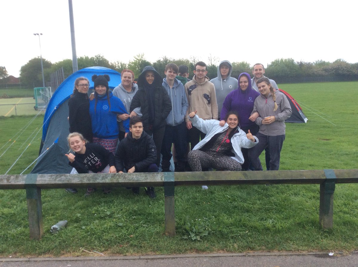 SwaleSixthForm's tweet image. SSF students enjoying Duke of Edinburgh weekend #DofE #campinglife #bravingthecold #awesome