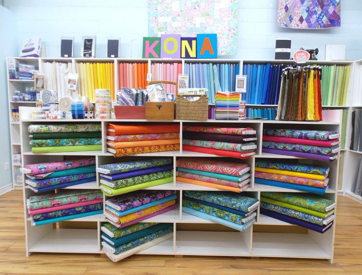 Sew_Sisters's tweet photo. View from the cutting table :)
See you in the store today?
#quiltstore #sewsistersquiltshop #toronto #quilting #quilter #happyplace #quiltershappyplace #fabricheaven #tulapink #konacotton #fabric #sewing https://t.co/SFLpK0nBs8