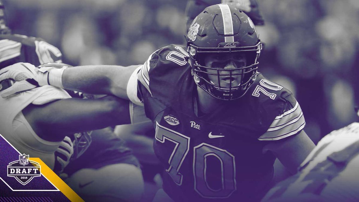 The #Vikings added an incredible athlete to their offensive line last night.  📰: mnvkn.gs/DWLdtd https://t.co/B3LPLaSHD9
