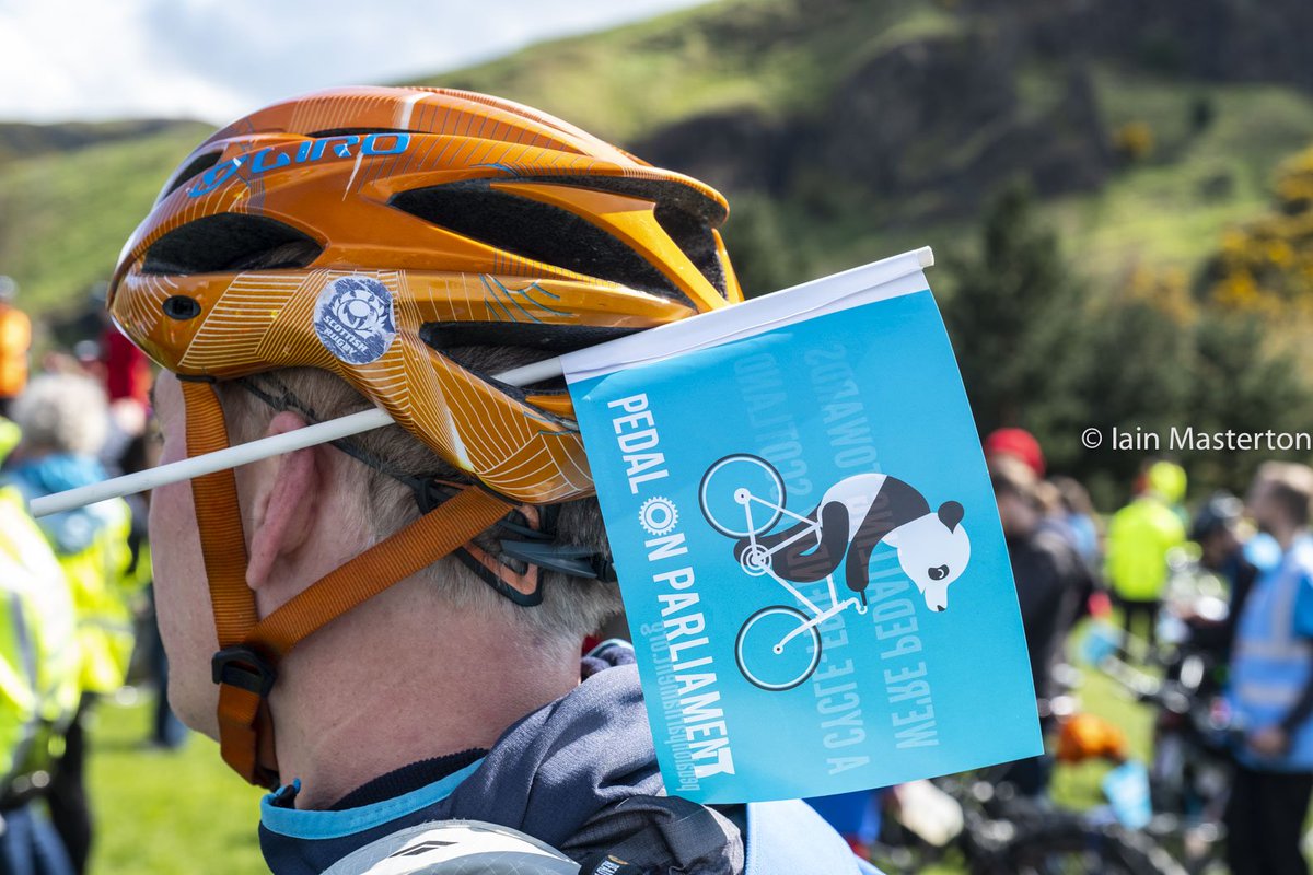 HikingAndNature's tweet photo. A beautiful #cycling day ๐ตโโ๏ธ๐ตโโ๏ธ!
RT @iain_masterton
Pedal on Parliament today in Edinburgh. #pedalonparliament #popScotland #pop2018 #cycling https://t.co/cw5JxQVlzE