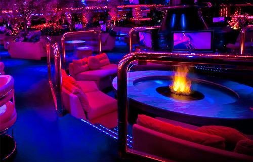 F8ful_1's tweet photo. Peppermill #LasVegas #oldschool #JoinMeNextTime https://t.co/01uIFC7qu3