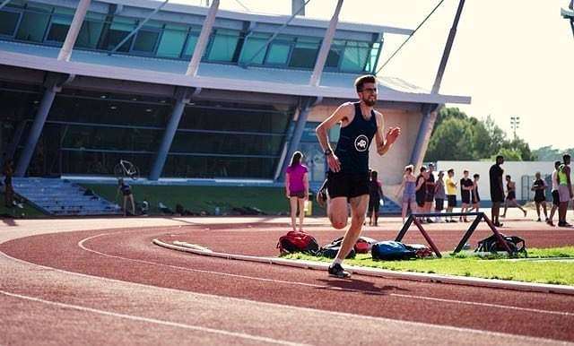 MerivanHassan's tweet photo. Jeudi, c'était 8*400m en 1'05, récup 1'15 !
.
📸 @anaisbauer_
.
#TakeChargeChampsElysées #TakeChargeParis #TakeCharge #AdidasRunners #AdidasRunnersParis #Adidas #MonteGordo #arpleclub #HereToCreate #asporteyewear #runners #instarun #instarunner #runha… https://t.co/h2ffEdiy0p https://t.co/F9SfnW5yQ4