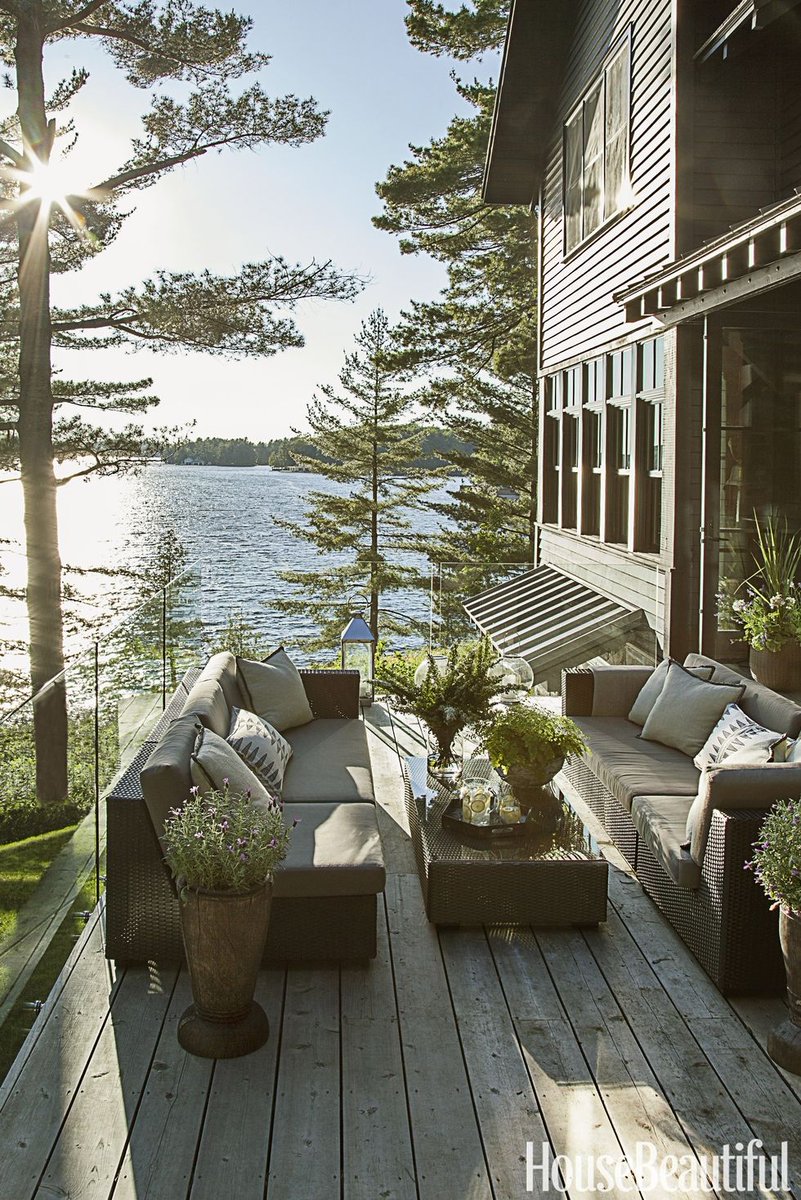 KWThompsonGroup's tweet photo. Enhance the #backyard by creating a flow from your home's interior to its #exterior.  https://t.co/7xtBSzCKUg https://t.co/HgbQtlJZmU