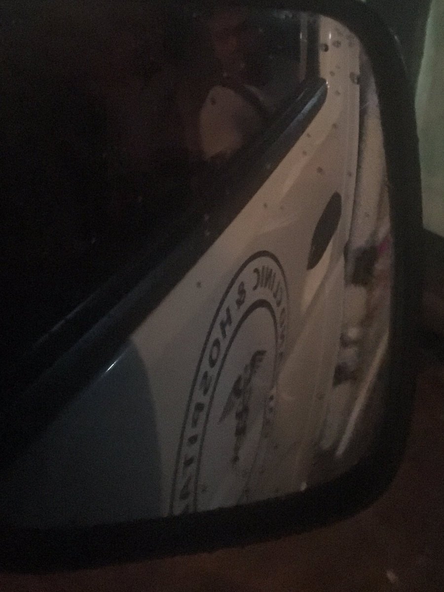 KhyberManzo's tweet photo. Naka Ambulance ako pa uwi ng bahay 😂 https://t.co/uGBk5tZgZ1