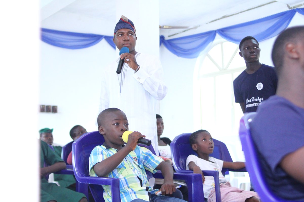 NextBFoundation's tweet photo. One of the participants - a young chap (Tayo Afolabi) answering the facilitator's questions at NextBridge Foundation Soft Skills Training on Saturday 21st, October 2017 at LOCFA Center, Awoyaya, Lagos State

#Youth #Young #Empowerment #Softskills #Entrepreneurship #NGO #SDGs #UN https://t.co/oOdwPmt2mr