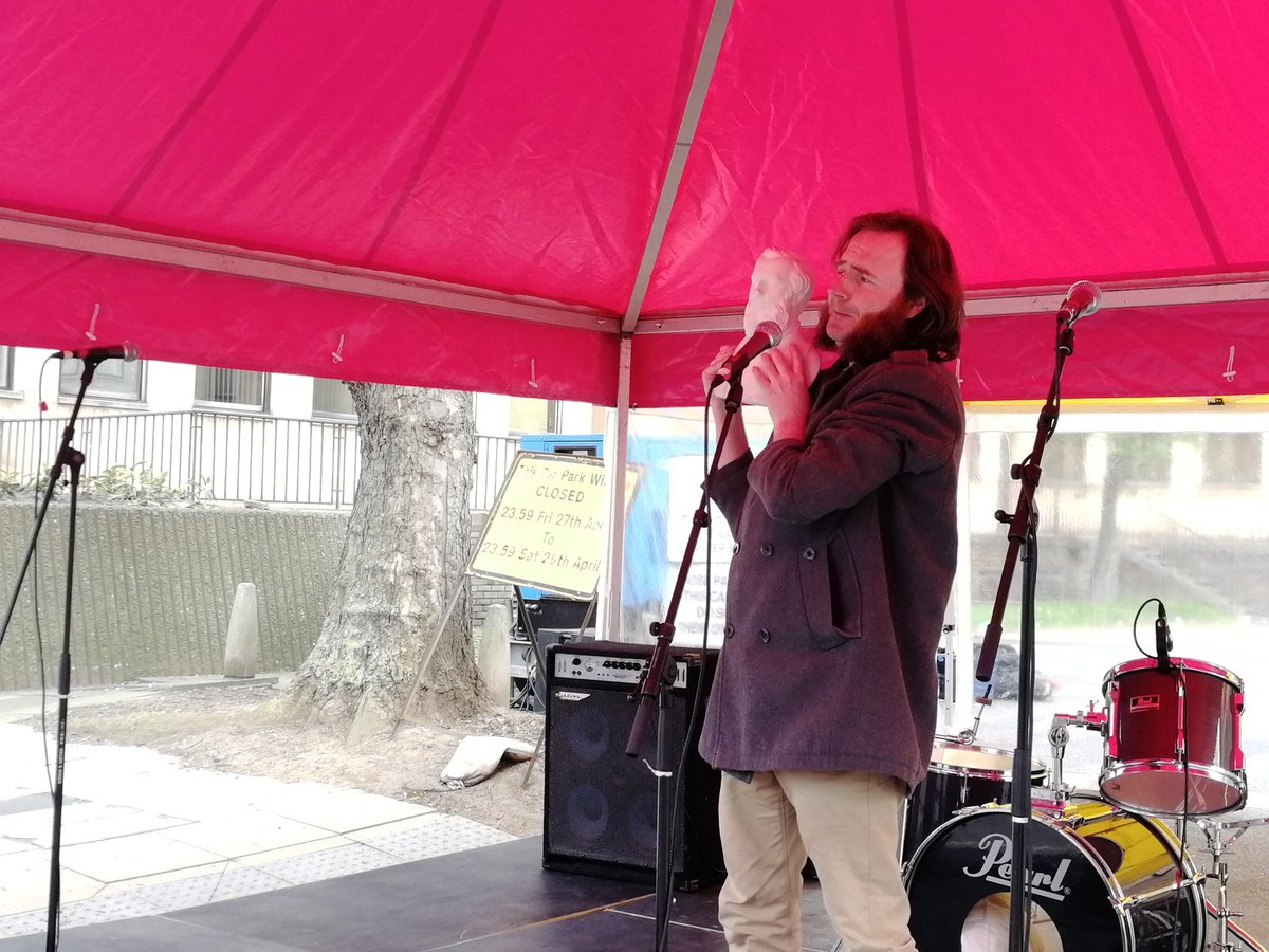 Also from <a href="/SideburnedPoet/">Francis Golm</a> &amp; his alabaster just <a href="/OrangePipMarket/">Orange Pip Market</a> from #Tjunction18 out into the middle of #middlesbrough! 👥