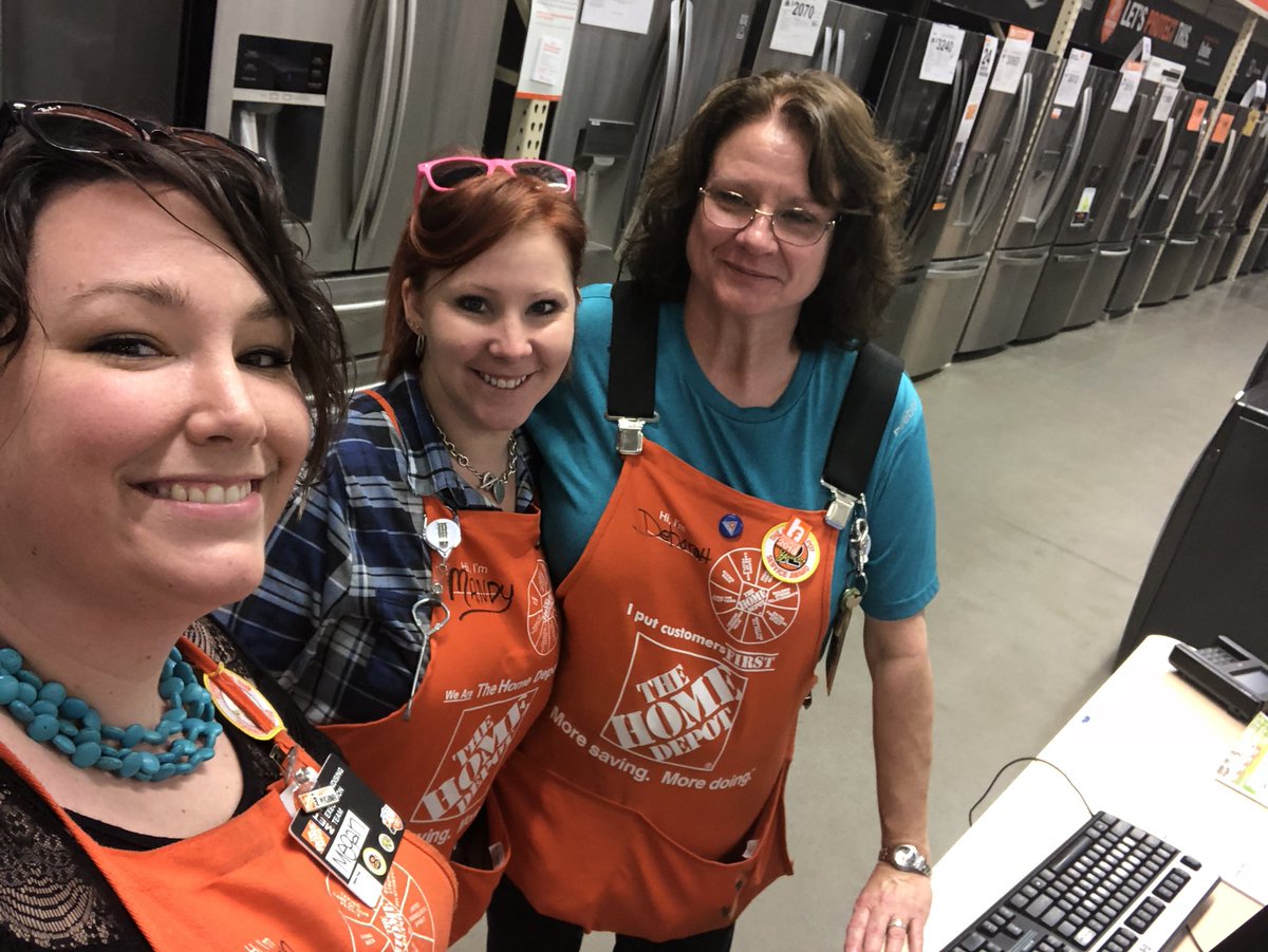 Megan_Watson55's tweet image. Starting the morning off right with HVAC leads!!! Great job HC Deborah!!! #Drivingsales #WeInstall #Homedepot #Homeservices @jt_alt @ScottMay0137 @DanielleRitchey @ellawrence218 @mandyc2552