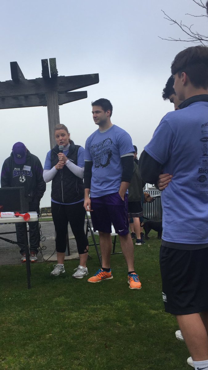 JScurriculum's tweet photo. Congratulations to Mr. Neubert ! The Royal Education Foundation presented him with “The Power of One” award this morning ! An amazing turnout for a wonderful teacher and community member! #pjproud #royaleducation #familyrun https://t.co/pGxXC5jJA5