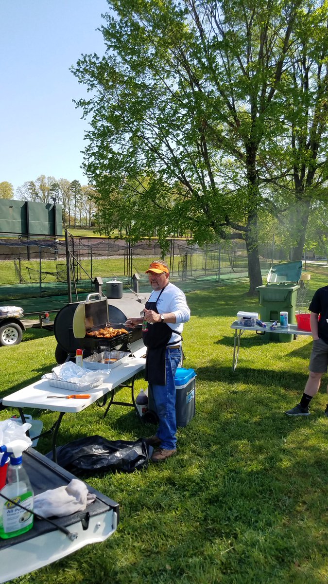 HSCLacrosse's tweet photo. And a huge thank you to Mr. Leitner, father of LSM #62 Zach Leitner '18  for his world famous BBQ on a beautiful day! https://t.co/2CyAIWfCkN