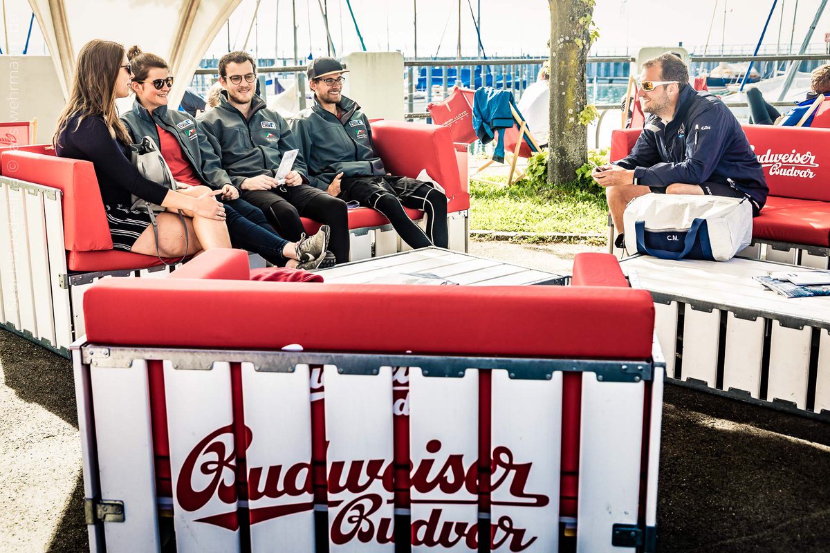 Budvar_Sailing's tweet photo. Beste Bedingung für den Start der Deutschen Segel-Bundesliga in Friedrichshafen! #budweiserbudvar #budweiser #budvar #sailing #segeln https://t.co/THXqdunROo