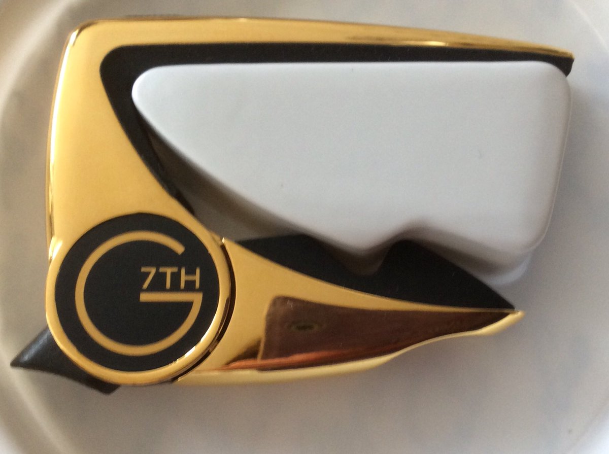 musicbyCarrieM's tweet photo. Love this #Performance2 capo engraved with my name ❤️thank you @G7thCapos blown away by #slimline #lightweight version #precise #staysintune #greatdesign
#guitarists #simplythebest #musicians #unbeatable #userfriendly @PhilWhiteradio @HullKRFM @hull_libraries https://t.co/HVCJ1hwllA