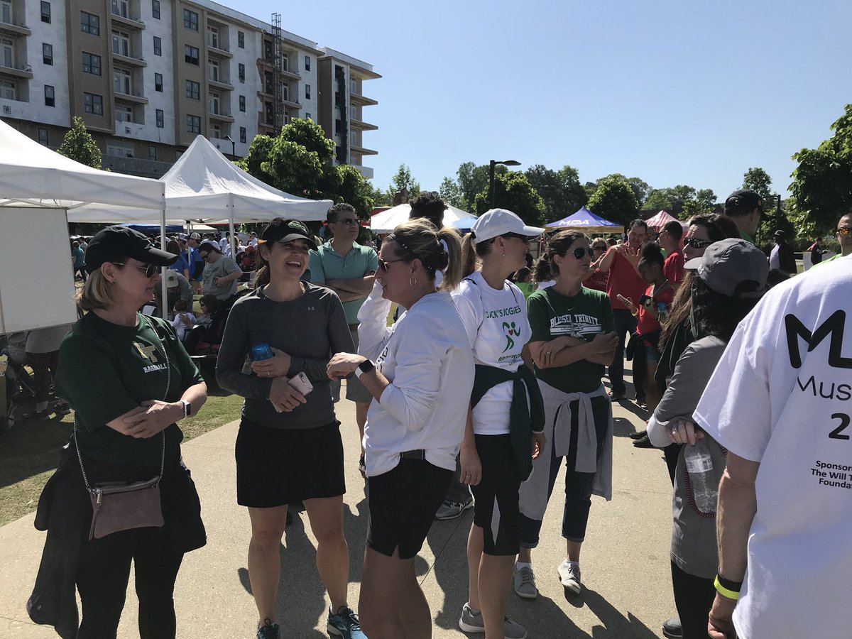 rvillac's tweet image. Here we are #BTSTRONG #jacksjoggers with @BT_Baseball @AnneMBirth and hundreds of others #goBT #gojack
