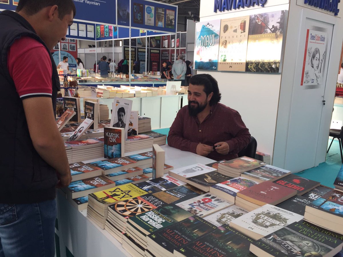 profilkitap's tweet photo. Ufuk Cengiz “2. Aksaray Kitap Günleri” söyleşi ve imza. https://t.co/GJPlsIoq9Q