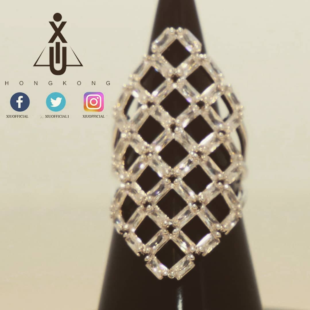 xiuofficial1's tweet photo. D# jo29342650 #stunning_shot #ringshot #goldendoodle #22caratgold #ringsforloveone
Dm for price
#ringslovers #multishade #coloravailable #sizesavailable
#lovetowearpearls #golden #silver #niceclick📷 #niceshot #shoppingatxiu #shopnow
@xiuofficial
#trustxiu #trustlove https://t.co/EADxeXoqt7