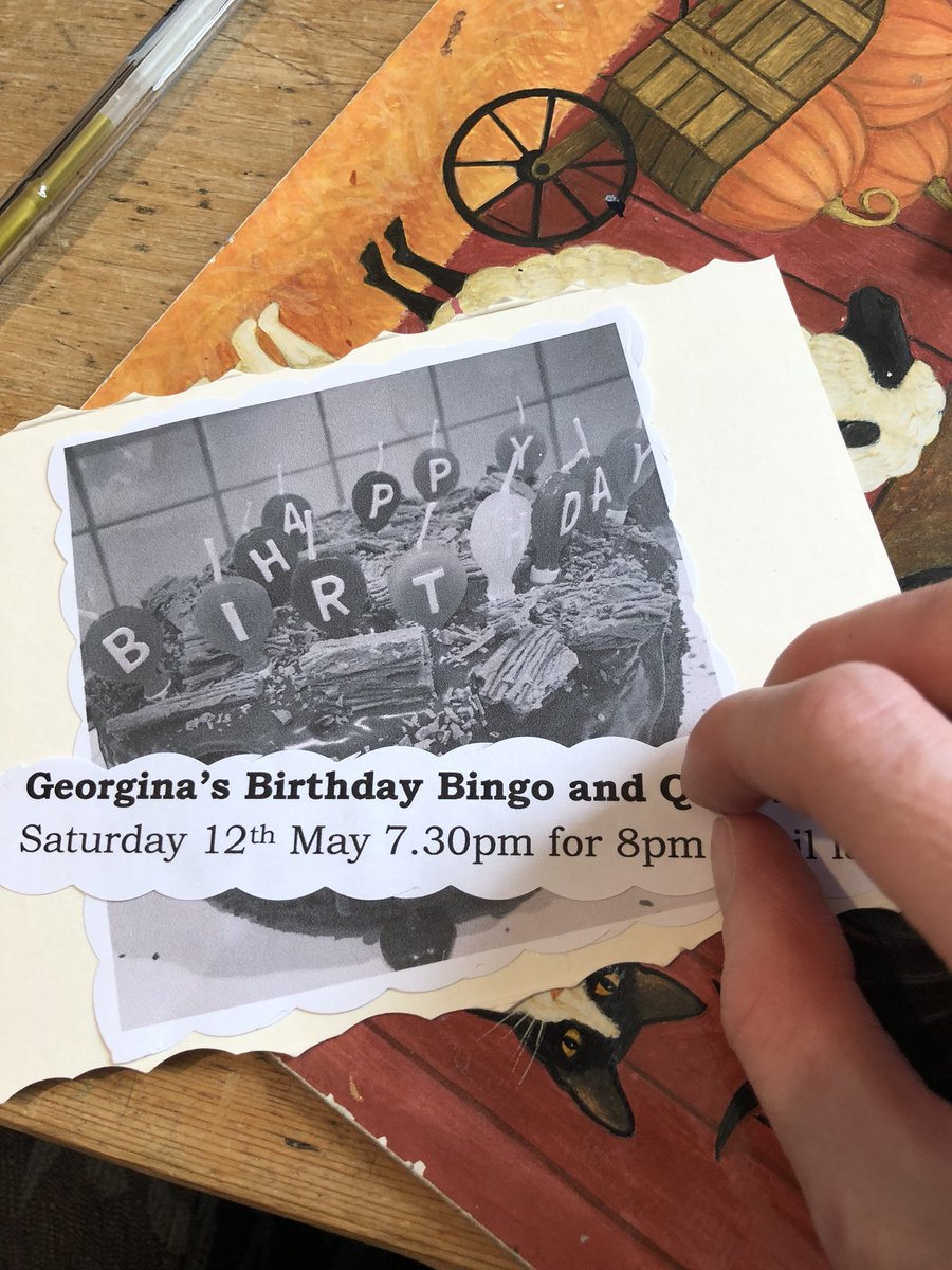 orangina17's tweet photo. #crafts #timeflies #birthdayincoming https://t.co/juSOIjw2lG
