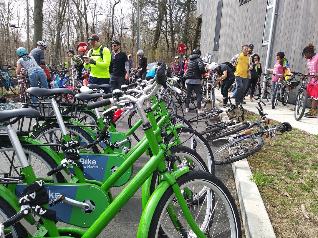 We’re rockin’ at <a href="/RockToRockNHV/">RockToRockNHV</a> today! #RockToRock #BikeNewHaven