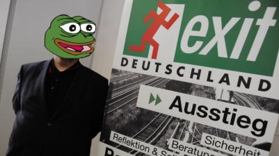 swen_1990's tweet photo. Pepe will be free! #freepepe @exitdeutschland https://t.co/7GNpbod1Pj