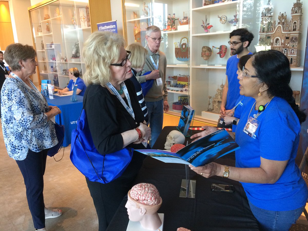 tomthuang's tweet image. UT Southwestern opens its labs for our subscribers at Science in the City, a Dallas Morning News engagement event. @dallasnews @UTSWNews #scicity #utswbrain