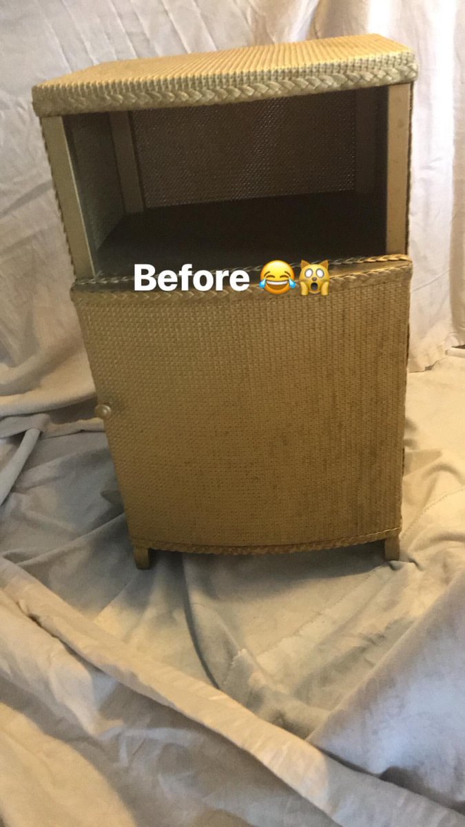 jelce22's tweet photo. Back to what I love doing besides nursing.. #homedecor #spraypainting #upcycling #interiordesinging https://t.co/bJqsjwl77N