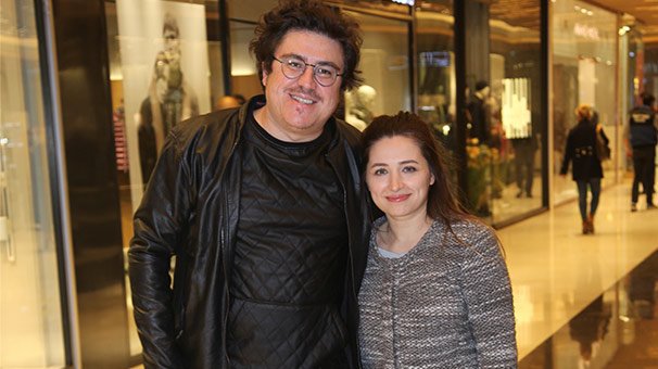 İbrahim Büyükak || Haber 
 " Balayı rotası belli oldu "