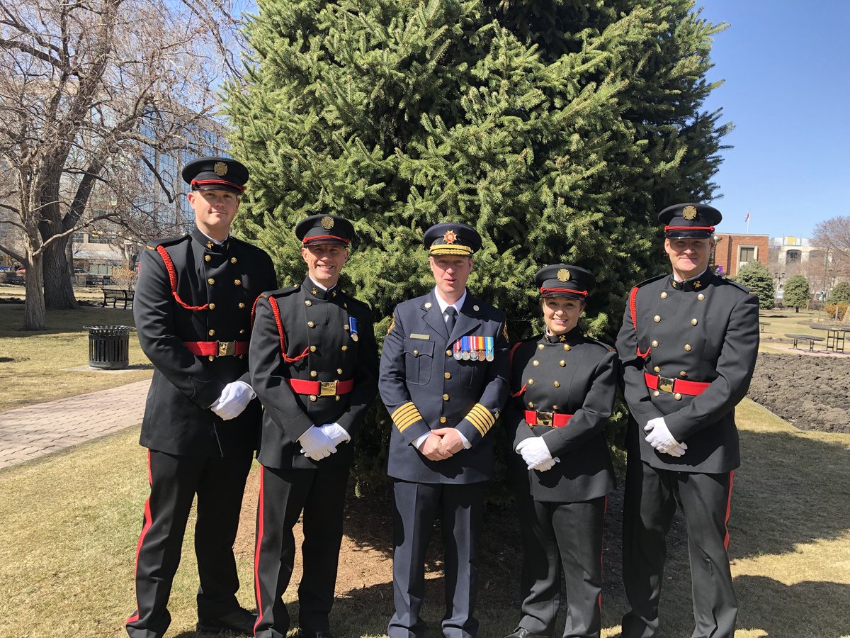 chiefmcmullen's tweet image. Thank you to RDES Honour Guard as well as our crews that we able to join us at the National Day of Mourning ceremony. @CityofRedDeer @RedDeerFire @TaraVeer #RISEValues #CommunityEngagement