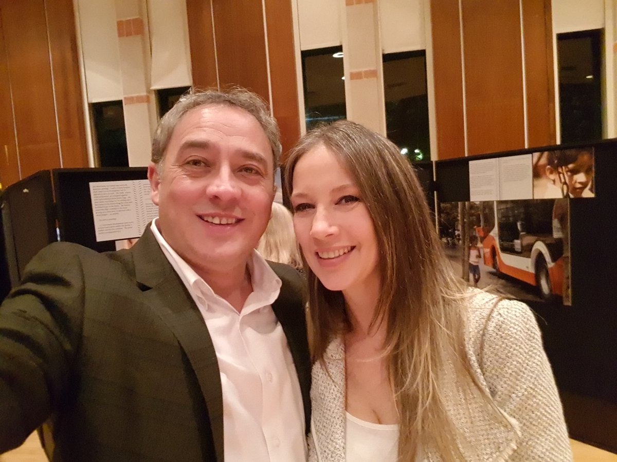 CarlosAcostaCJL's tweet photo. Con la mas linda!! Que orgulloso me siento de todo lo que haces en @Conviventia. Gracias por tu amor y dedicacion, por generar oportunidades y construir una cultura de esperanza y progreso en nuestras comunidades. Te amo!! #ReflectionsOfHope #PalabraEnAccion https://t.co/Yu2B0S27SL
