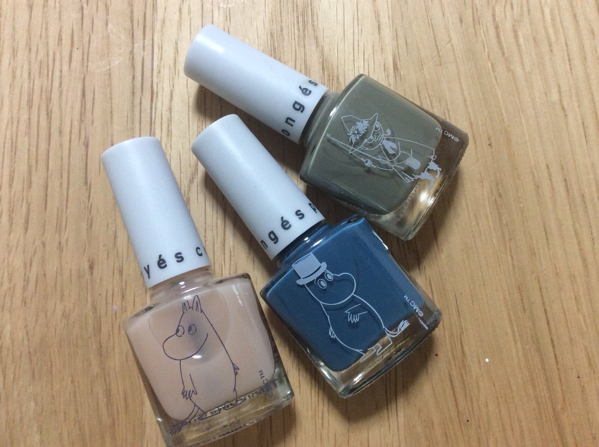 えんじゅ 海 ໒ 体調微妙でも爪が気になり ネイルチェンジ 春夏は服が爽やか かわいい系になりがちなのでネイルはシックに またまたリンネル付録のムーミンネイル使用 付録のネイル Q高い 他の雑誌のも欲しい