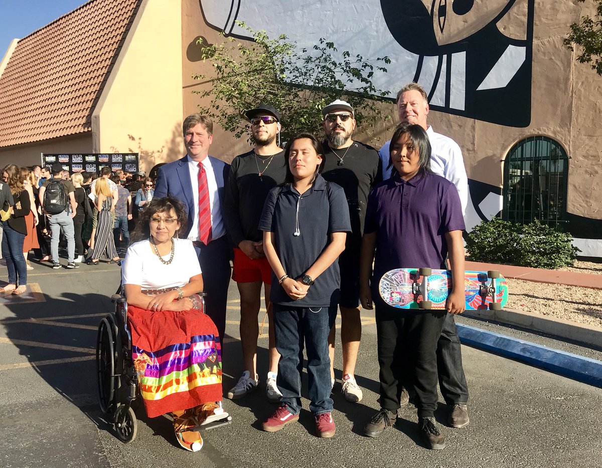 gregstantonaz's tweet photo. “Freedom is Back”: An iconic new mural by the @fortoulbrothers in partnership with @HeardMuseum and @Entercom. Phoenix is fortunate to have such strong artists and arts supporters in its midst. #dtphx #rooseveltrow https://t.co/qr4xqtrpt8