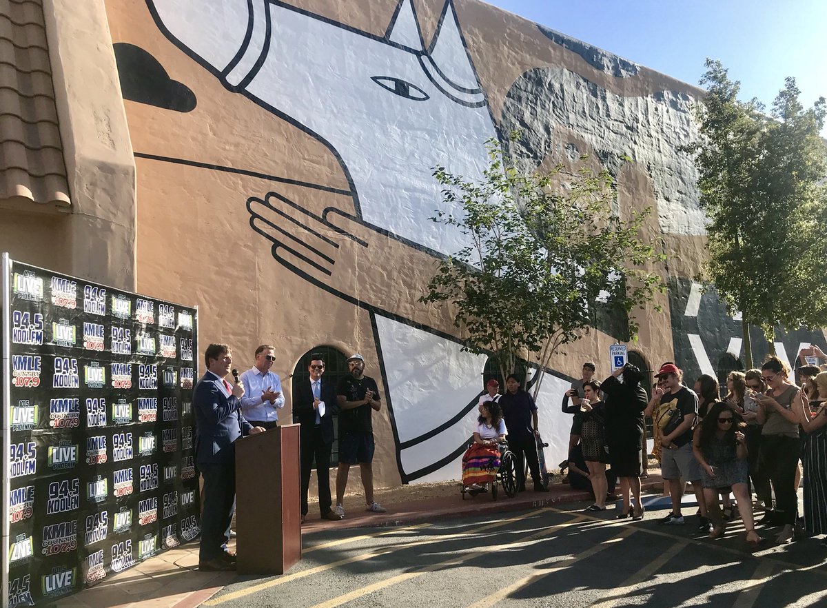 gregstantonaz's tweet photo. “Freedom is Back”: An iconic new mural by the @fortoulbrothers in partnership with @HeardMuseum and @Entercom. Phoenix is fortunate to have such strong artists and arts supporters in its midst. #dtphx #rooseveltrow https://t.co/qr4xqtrpt8