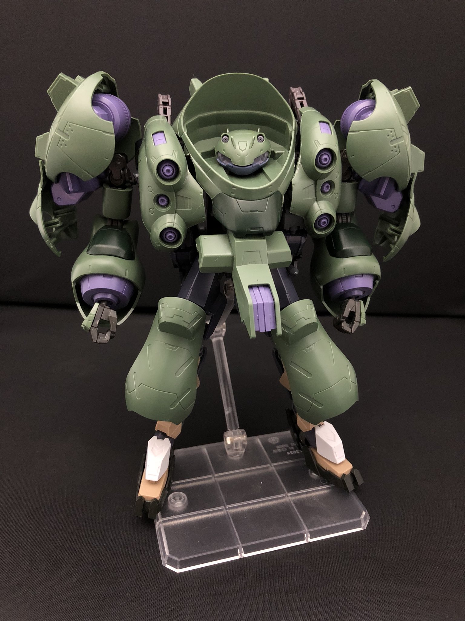 キム ワンフェスお疲れ様です ガンプラはどんな自由な発想で作ってもいいんだ ガンプラの画像貼るとrtされると聞いて G ガンプラ バルバトスに引き続きグシオンの改造中です 1 100の外装を使った超重量重装甲msになる予定です そして皆様お察しの