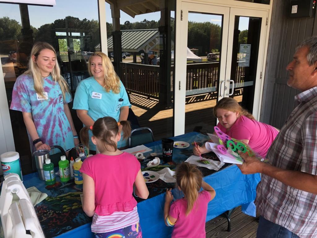 alabamacoastal's tweet image. Come to @5RiversDelta before 4 today for Delta Woods and Waters Expo! Stop by our table to learn about oysters and get a free koozie made from recycled plastic! #CreateACleanWaterFuture