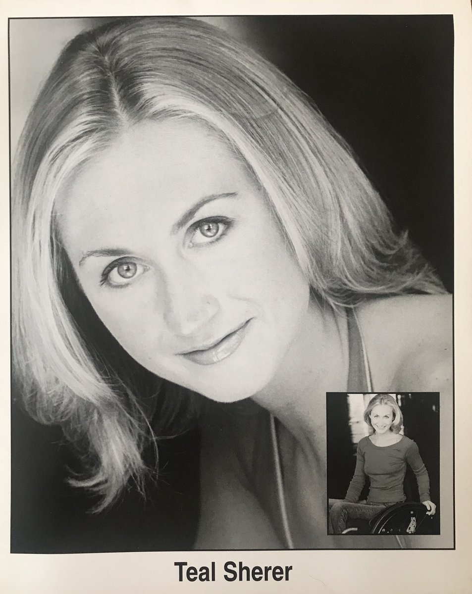 TealSherer's tweet image. Late to #OldHeadshotDay but keeping the party going 😘