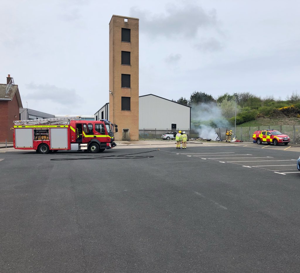 stuartdolan777's tweet photo. Pictures from Friday’s Skills Validation exercise - Big well done to @UlverstonFire & @BarrowFire Red Watches 🚒👍🏻
#southcommand https://t.co/fIRLeX34We