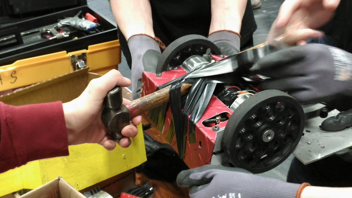 mrzusy's tweet photo. Check out the solution to the heavy damage we took in round 3 https://t.co/89E33TYoRk