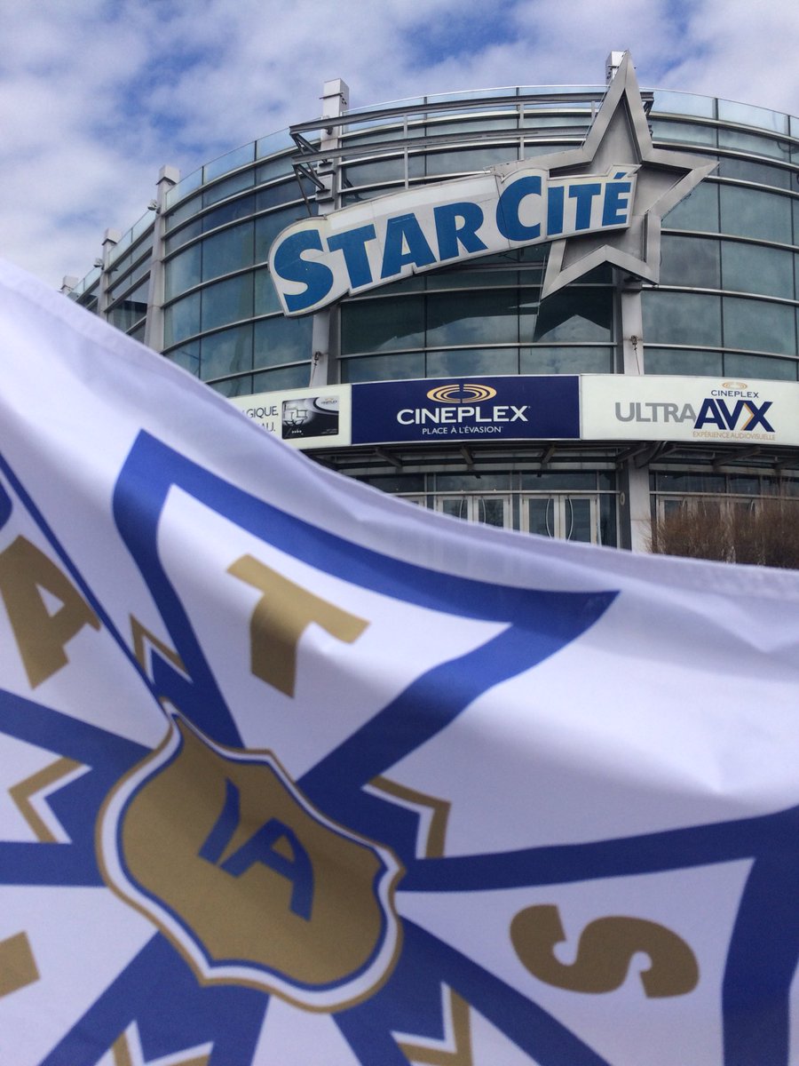 StephaneRoss's tweet photo. Une petite visite à nos vieux « amis » avant la marche des travailleurs à Montréal. - A quick visit to our old « friends » before the workers march in Montreal. #TousUnis #cineplexproblems https://t.co/sVblyfD9Pe