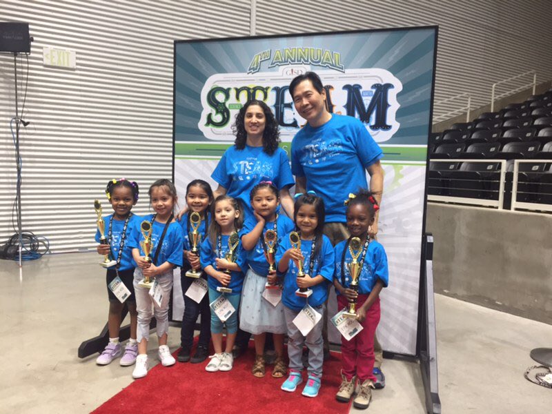 Carver_Tigers's tweet photo. Congrats! Claudia Hernandez’ Bilingual PreK-1st place win and Peter Chan’s ESLprek GRAND PRIZE win at #gisdSTEAM. Carver sweep 2 years in a row #webuildleaders #repcarver @wendy_hurt @Selders4GISD @rlopez42 @MMidaM https://t.co/a9onGYoTvm