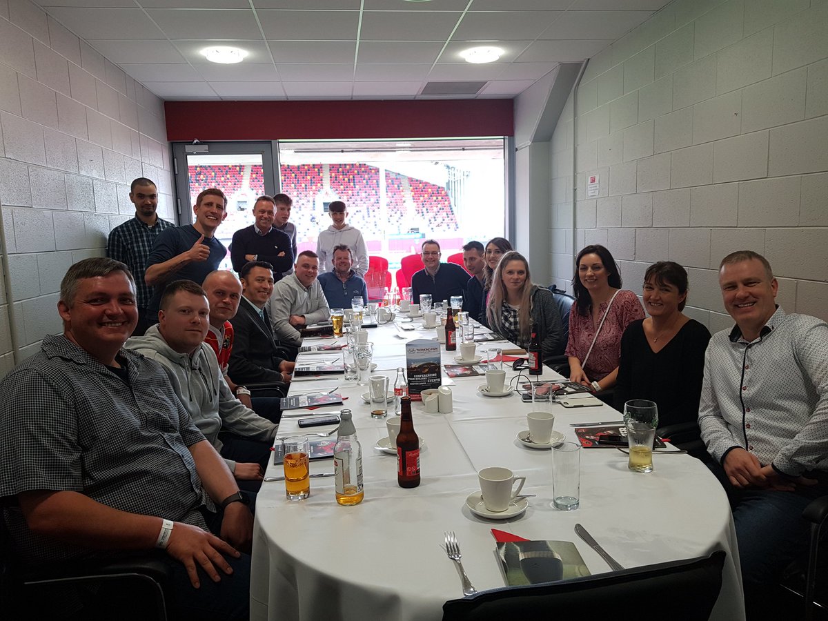 ericdonovanbox's tweet photo. A great afternoon talking to the #lockdoctor company pre Munster vs Ulster. Thank you for having me 😃 https://t.co/mkLOJDWpkN